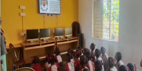 Nirmaan Set up the Computer lab for  KGBV Moinabad School  Student’s .